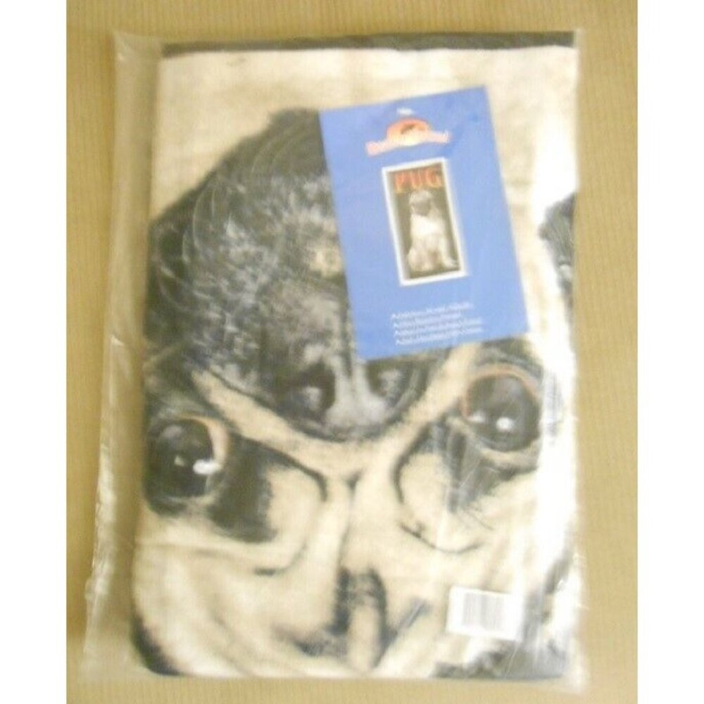 New Adorable Pug Lover Bath Beach Gift Towel Tan Pugs Puppy Cotton Velour NIP - Picture 3 of 3